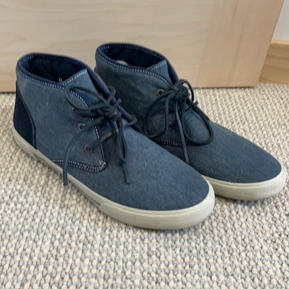 G.H. Bass & Co Denim Chukka Boot
Men’s 9.5